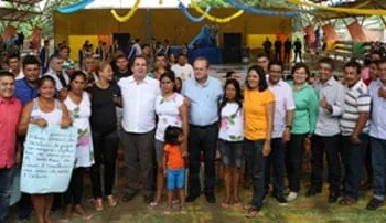 Governador e toda a sua equipe foram recebidos calorosamente pela população