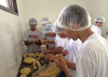 Curso de Salgadeiro do Senai desperta o empreendedorismo nos socioeducandos