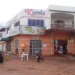 Assaltantes invadem Comercial Karola, rendem funcionários e levam dinheiro