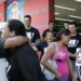 Campanha do abraço chama atenção no centro de Rio Branco