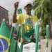 Efeito Copa do Mundo: Ambulante troca de ofício para ganhar extra durante o evento