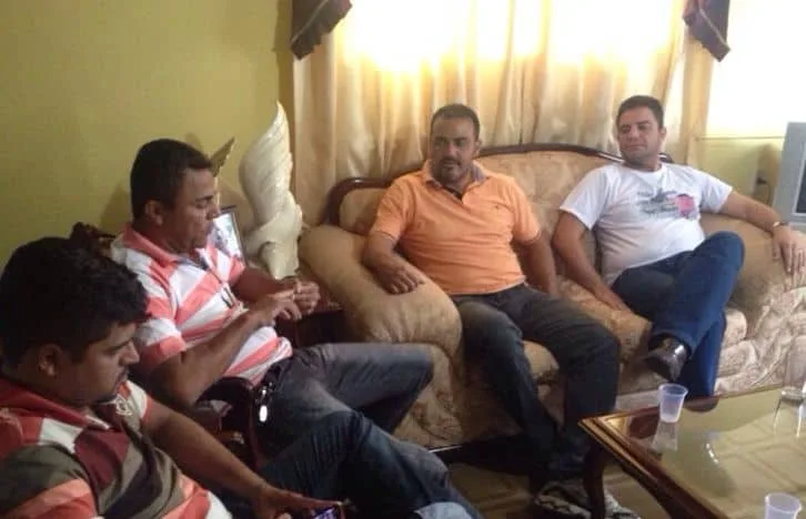 Em Cruzeiro do Sul, Gladson Cameli se reúne com moradores e empresários