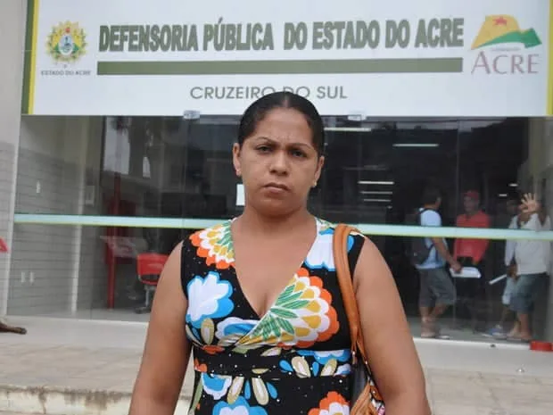 Filho foi apreendido por suspeita de estupro e roubo
