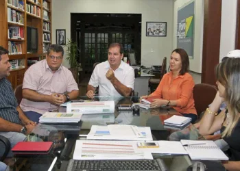 Tião disse que 52% das ruas do Estado já estão prontas