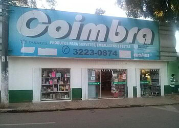 Bandidos rendem funcionários e clientes em assalto a loja