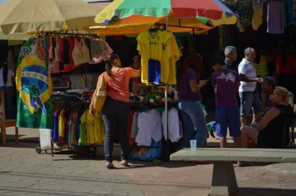 Comércio fecha às 10h no sábado, 28, devido o jogo do Brasil contra Chile
