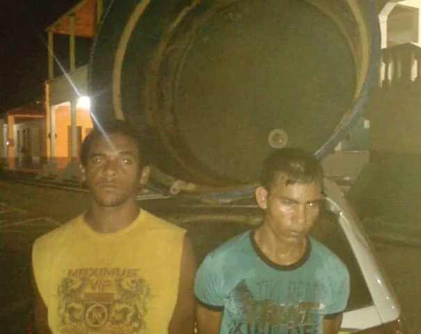 Homens desempregados são acusados de cometer o furto