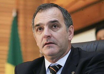 “A FPA tem que ver o PDT com outros olhos”, cobra Luís Tchê