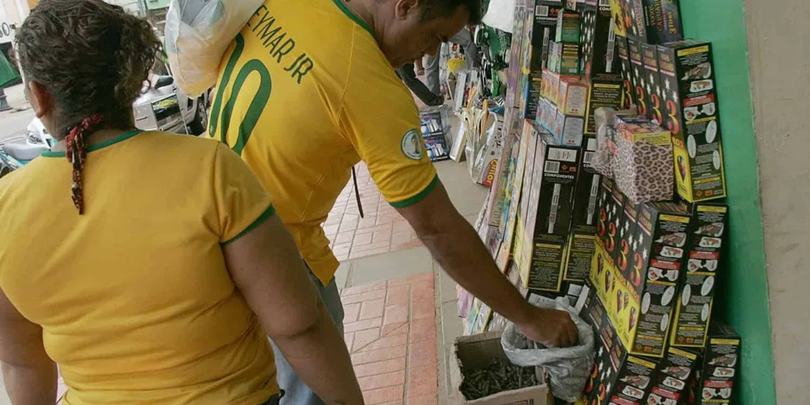 Corpo de Bombeiro orienta sobre utilização de fogos de artifícios