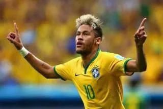 Neymar já marcou quatro gols em sua primeira Copa do Mundo