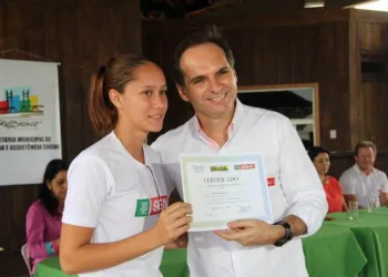 Mais de 140 alunos do Senai foram certificados em solenidade