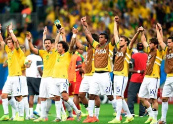 Brasil goleia Camarões por 4 a 1 no Mané Garrincha