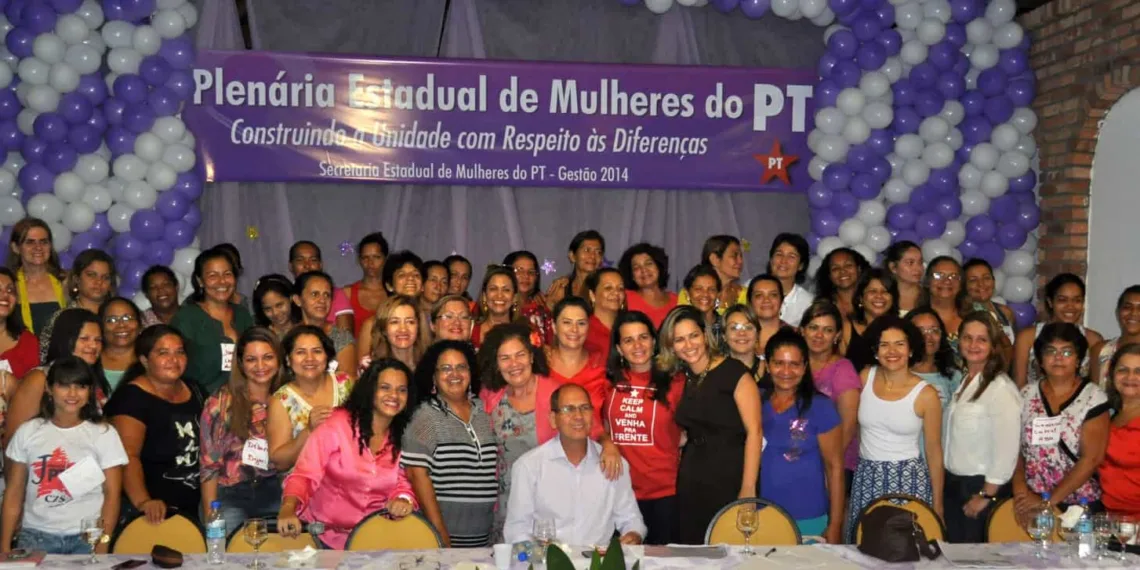 Mulheres do PT recebem a deputada Perpétua Almeida