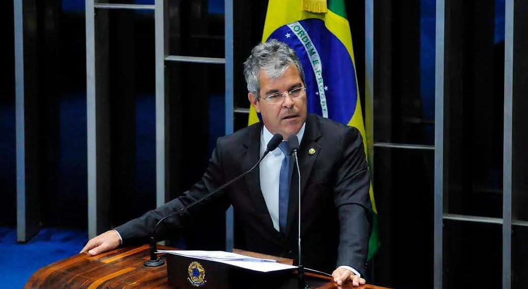 Jorge Viana vai pedir agilidade na recuperação da estrada