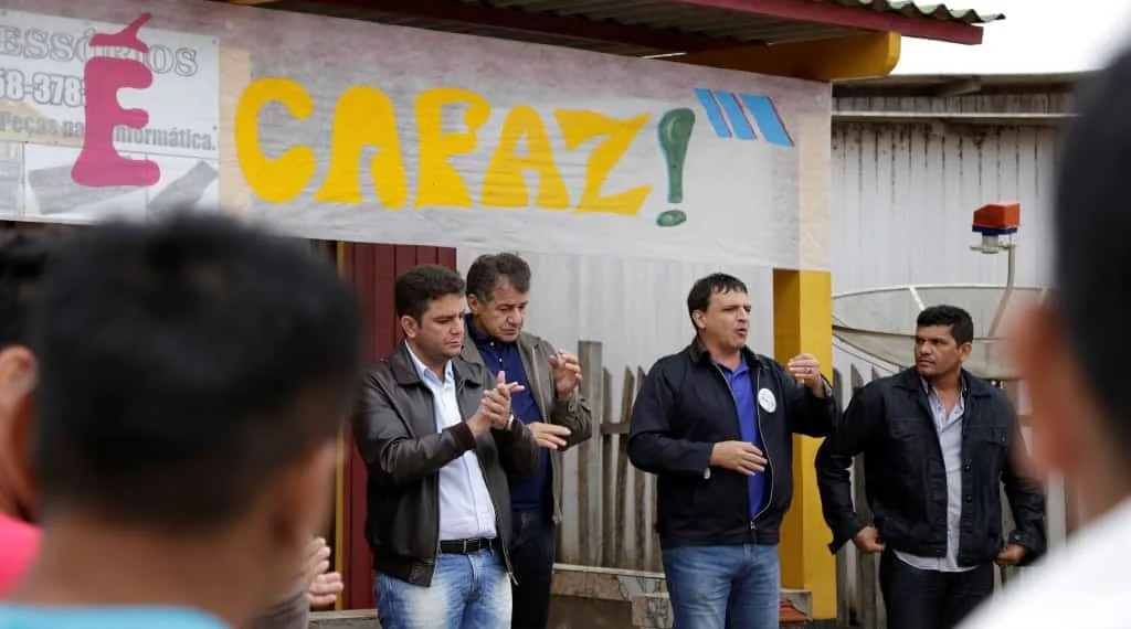 Marcio Bittar esteve nos dois municípios acompanhado do candidato a senador, Gladson Cameli (PP)