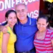 Tião Bocalom cumprimenta moradoras do Vitória