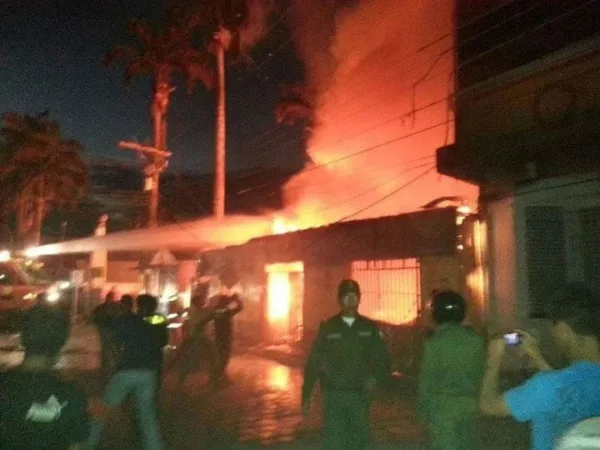 Bolivianos elogiam bombeiros acreanos que ajudaram a controlar fogo em Pando