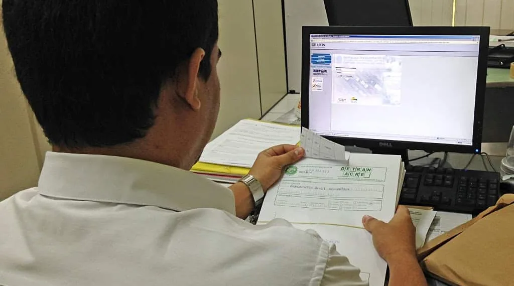 Queda no sistema faz Detran prorrogar pagamento de taxas