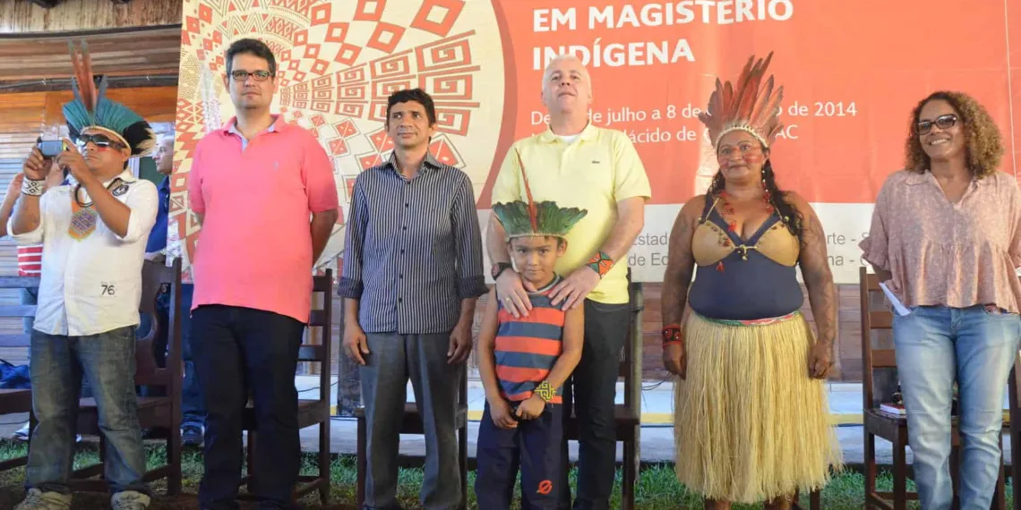 Curso se estende para 315 professores indígenas de 12 etnias espalhadas pelo Estado