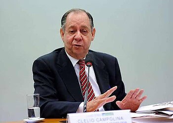 Ministro Clécio Diniz chegou ao Acre nesta terça-feira