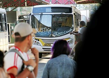 Motoristas de ônibus realizaram diversas manifestações durante toda esta terça-feira na Capital Rio Branco