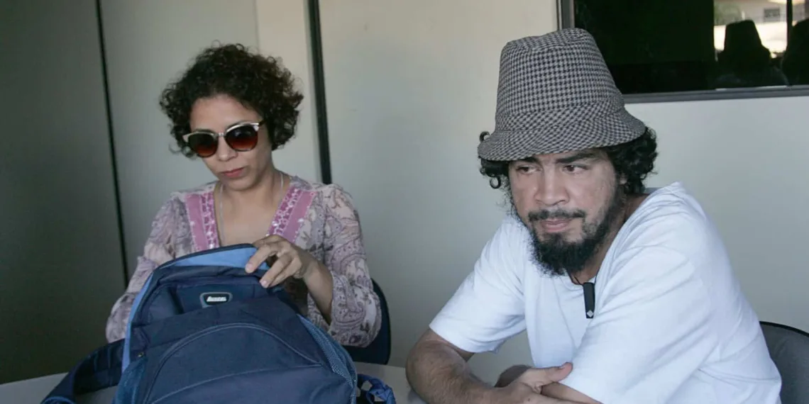 Integrantes da Rede Banzeiro fazem divulgação