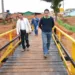 Prefeito Marcus Alexandre esteve no local com Marinheiro, da Emurb (à esquerda)