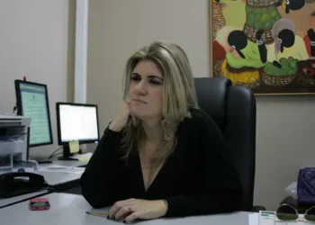 MPE investiga venda casada entre Santa Casa e Ótica Verão