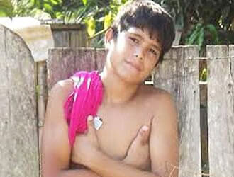 Rapaz saiu de casa dizendo que ia fazer compras em supermercado