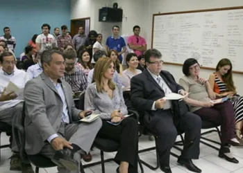 Reitor da Ufac, Minoru Kimpara, afirma que temas debatidos no evento estão relacionados ao Estado