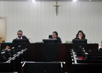 Legado de Florindo Poersh foi destacado em sessão
