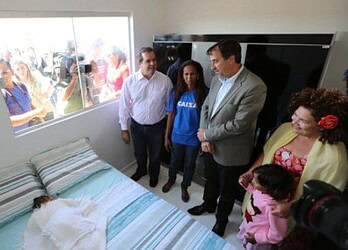 Tião e Perpétua mostraram a Occhi algumas das casas