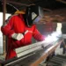 Mais de 100 operários trabalham diariamente no local