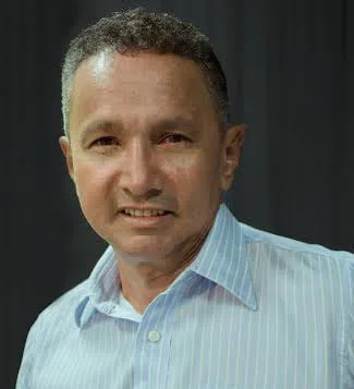 Cláudio Mota dialoga com os leitores sobre seu livro ‘O Inverno dos Anjos do Sol Poente’