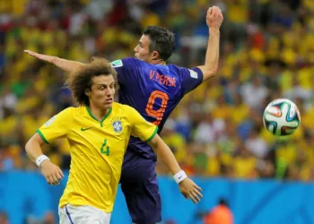 Holanda ganhou o jogo contra o Brasil por 3 x 0