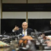 Ministro em reunião ontem que definiu novas regras