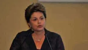 Dilma afirma que a sanção da lei é um grande passo para o país
