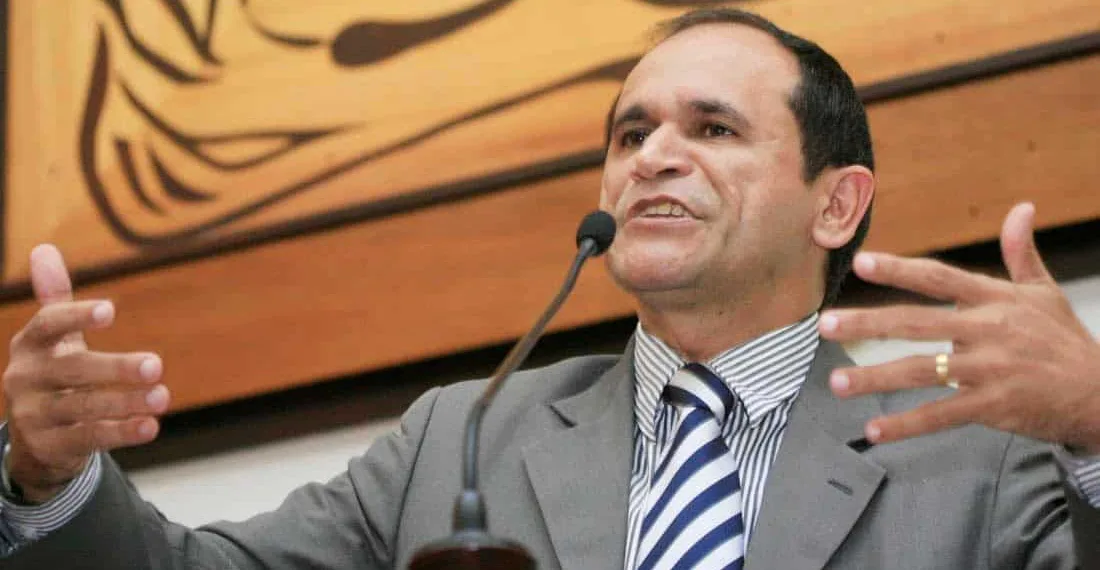 Moisés Diniz havia expulsado sindicalistas da Aleac