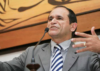 Moisés Diniz havia expulsado sindicalistas da Aleac