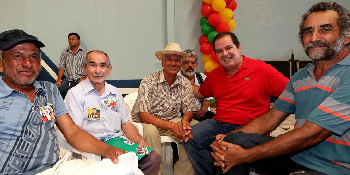 Tião Viana discute plano de governo no Alto Acre e inaugura Central da FPA no Quixadá