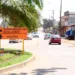 Placas sinalizam como fica o tráfego para a região