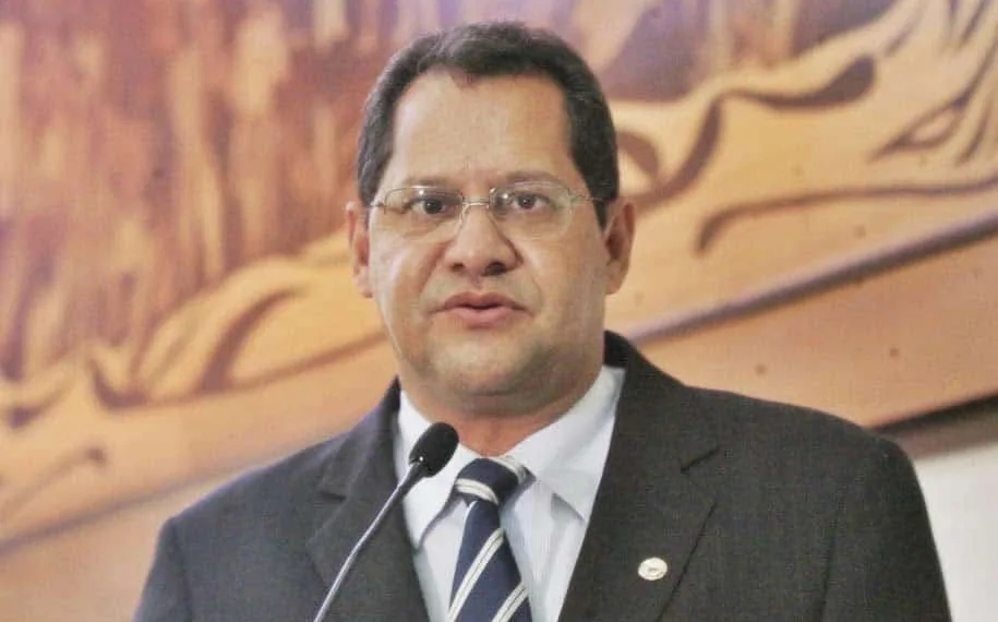 Parlamentar foi autor do Cartão Verde para colonos