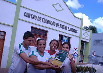 EJA existe há 15 anos e já fez mais de 400 mil matrículas