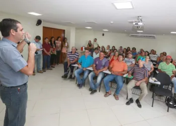 Moradores de diversos bairros da Capital receberam os  títulos