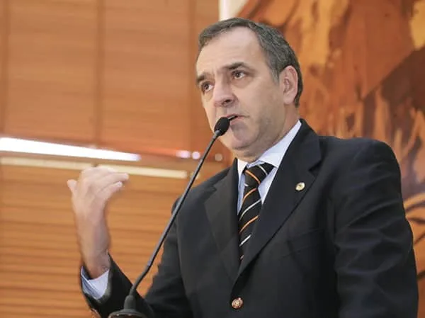 Deputado quer formar um grupo para tratar dos projetos