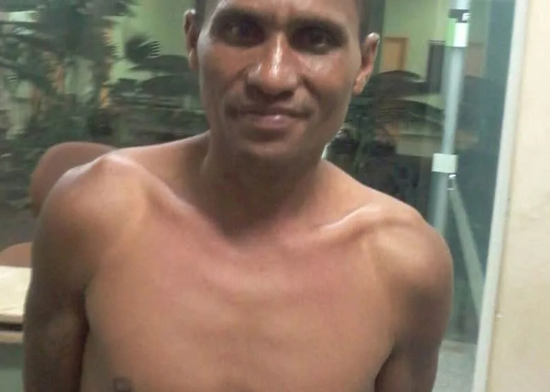 Acusado teria agredito a esposa e violentado as filhas dela
