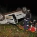 Motorista perde o controle de carro e capota na Via Verde