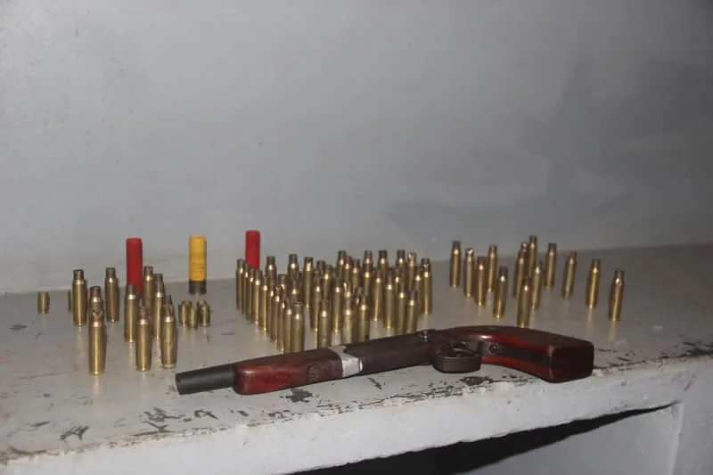 Munições de uso restrito são apreendidas pela polícia em colônia na Transacreana