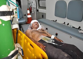 Doente mental tenta matar os avós a terçadadas na Transacreana