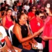 Perpétua cumprimenta eleitores do município de Sena Madureia durante ato político
